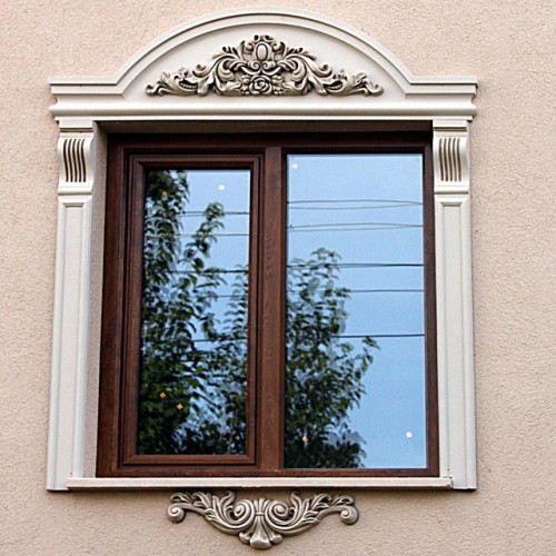 Poliüretan Pencere Kenarı Söve Modelleri: Evlerinize Zarafet ve Koruma Sağlayın! Dış Mekan Klasik Tasarımları ile Dekorasyon Fikirleri ve Örnekleri <p>

    <h1>Poliüretan Pencere Kenarı Söve Modelleri: Evlerinize Şıklık Ve Koruma Katın!</h1>
    <p>Ev dekorasyonunda detaylar büyük önem taşır. Poliüretan pencere kenarı söve modelleri, hem estetik hem de işlevsel özellikleriyle evlerinize zarif bir dokunuş katmanın yanı sıra, pencere kenarlarını dış etkenlerden koruma işlevi de görmektedir. Farklı tasarım ve örnekleri ile bu söve modelleri, her tarzda ev dekorasyonuna uyum sağlar.</p>
    
    <h2>Dış Mekan İçin Klasik Poliüretan Söve Modelleri</h2>
    <p>Dış mekan dekorasyonunda klasik çizgileri tercih edenler için poliüretan pencere kenarı söve modelleri ideal bir seçenektir. Klasik tasarımlar, evin dış cephesine zarafet katarak, mimari yapıyı ön plana çıkarır. Bu tür modeller genellikle detaylı işçilikle tasarlanır ve farklı renk seçenekleri ile kişisel zevklere hitap eder.</p>

    <h2>Genel Dekorasyon Modelleri</h2>
    <p>Poliüretan pencere kenarı söve modelleri, sadece dış mekanla sınırlı kalmayıp, iç mekanlarda da kullanılabilir. Modern, minimalist veya vintage tarzda tasarımlar ile evin iç dekorasyonuna uyum sağlar. Bu modeller, evinize şıklık katarken, aynı zamanda pencere kenarlarının korunmasına yardımcı olur.</p>

    <h2>Tasarım ve Örnekleri</h2>
    <p>Poliüretan pencere kenarı söve modelleri, çeşitli tasarım ve örneklerle zenginleştirilmiştir. Farklı boyutlar ve şekillerde tasarlanan bu söve modelleri, her türlü pencere yapısına uyum sağlayabilir. Ayrıca, kişisel tercihlere göre özelleştirilebilir. Kullanıcılar, evlerinin genel dekorasyonuna uygun renk ve doku seçimleri yaparak, mekânlarını daha da estetik hale getirebilirler.</p>

    <h2>Sonuç</h2>
    <p>Poliüretan pencere kenarı söve modelleri, evlerinize hem şıklık hem de koruma katmak için mükemmel bir çözümdür. Dış klasik ve genel dekorasyon modelleri ile her tarza hitap eden bu ürünler, evinizin mimari güzelliğini ön plana çıkararak, yaşam alanlarınızı daha konforlu hale getirir. Doğru seçimlerle, evinizin dekorasyonunu tamamlayabilir ve görsel olarak etkileyici bir atmosfer yaratabilirsiniz.</p>

</p><br><hr></hr>