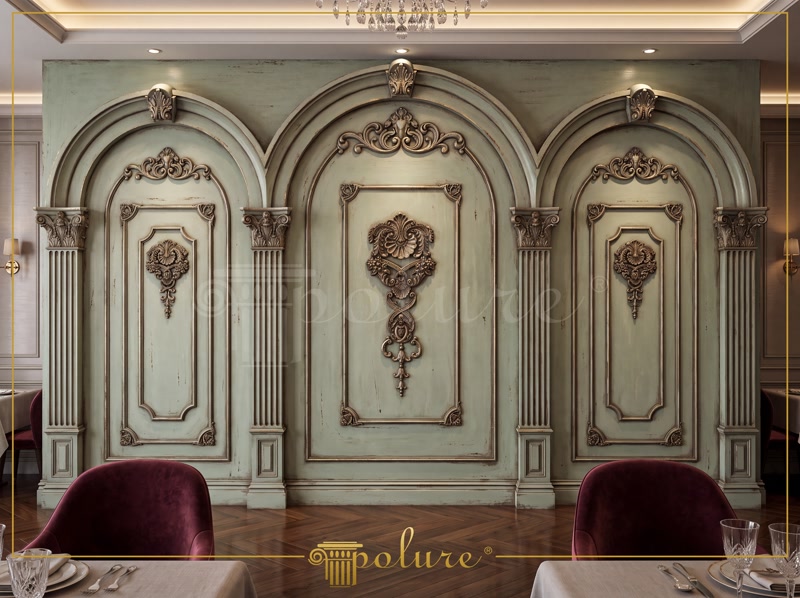 Poliüretan Duvar Paneli ve Pilaster Sütun Modelleri Yeşil zemin üzerine altın rengi vurgularla uygulanmış poliüretan pilaster sütun, duvar çıtası ve motifli köşe süslemeleri.