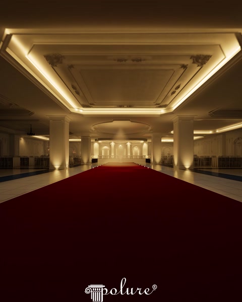 Tavan çıtaları ve sütun sırasıyla uzun salon koridoru