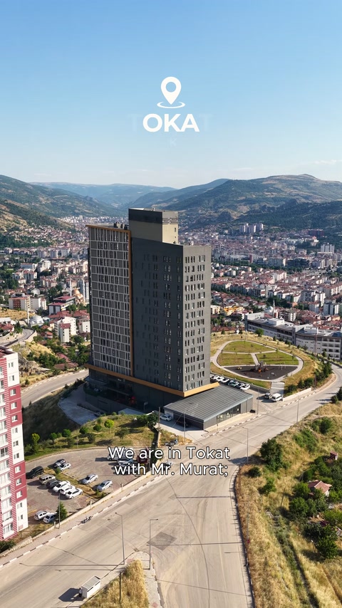 Tokat’taki çok katlı ofis binası ve çevresi havadan görülüyor