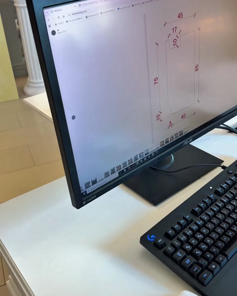 Ekranda teknik kesit çizimi hazırlanıyor