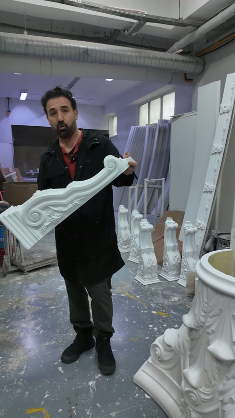 Korint Sütun Başlığı: Atölyeden Sevkiyata Poliüretan Detay