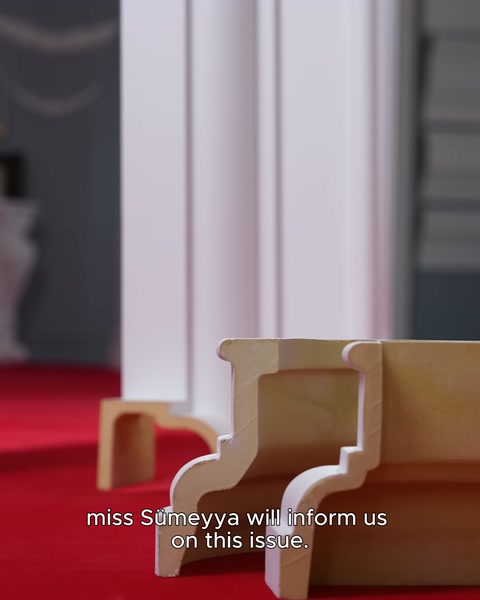 Söve profilinin kesit detayı yakın çekimde inceleniyor