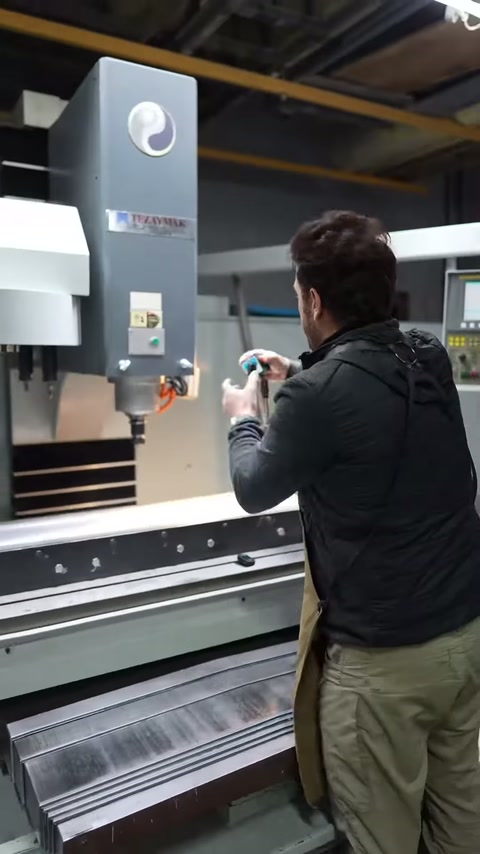 Poliüretan Dekoratif 3D Panel Modelleri ve Üretim Süreci