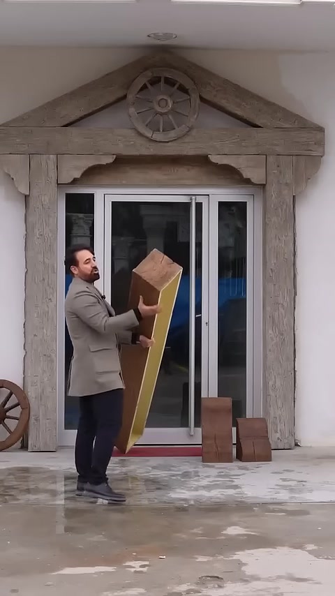 Farklı renklerdeki ahşap görünümlü kiriş numuneleri birlikte tanıtılıyor
