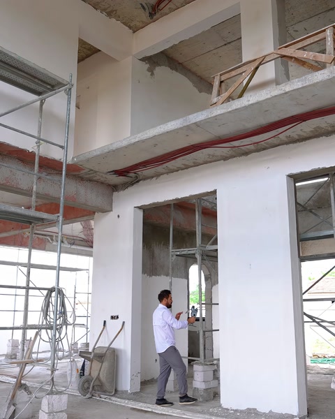 Villa cephesinin ve iç hacimlerinin yerinde incelemesi sürdürülüyor