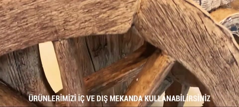 At arabası tekerleğinin jant ve parmaklık detayları yakın çekim