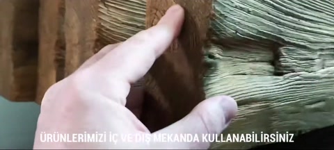 El ile kiriş üzerindeki doku detayı işaret ediliyor
