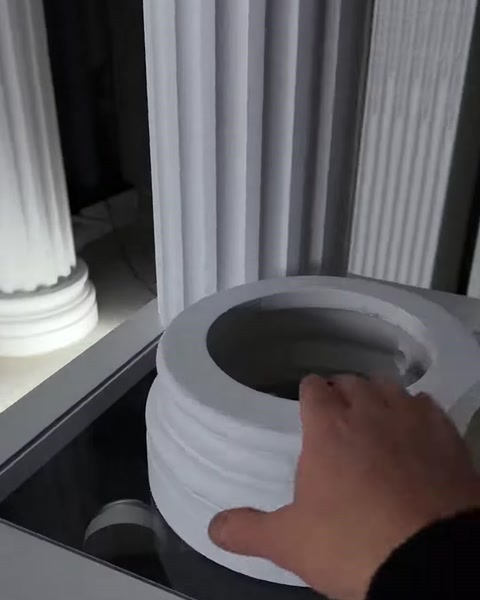 Poliüretan Kare ve Dairesel Sütun Başlıkları ile Klasik Mimari Şıklığı — 0:07