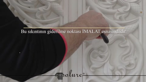 Dekoratif separatör üzerindeki birleşim ve boya yüzeyi kontrol ediliyor