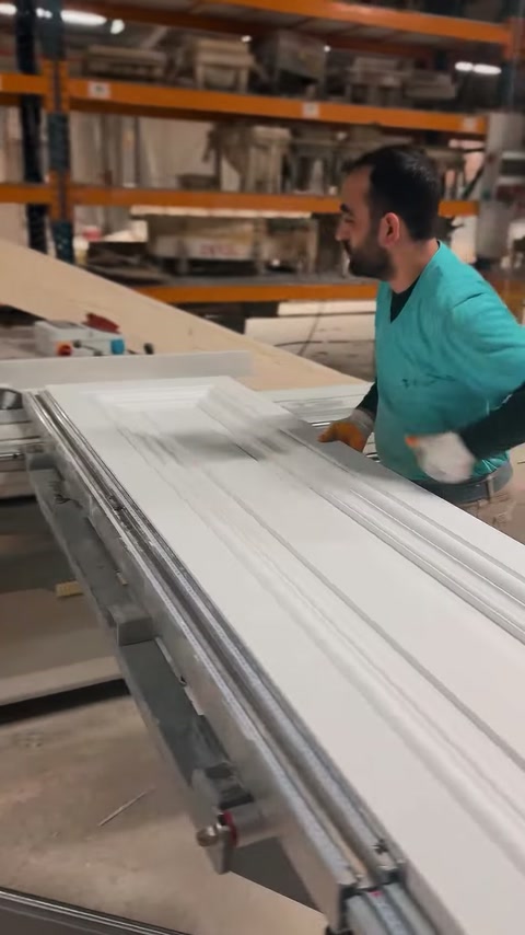 Poliüretan Söve, Kat ve Saçak Silmesi Modellerinin Üretimi